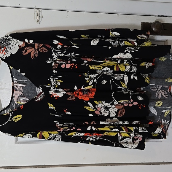FREE PEOPLE BELLA Floral Black Women's Top TUNIC DRESS SIZE SMALL - Picture 3 of 7